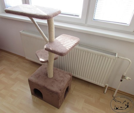 prenosný prírodný mačací strom Sheba a Mia 2