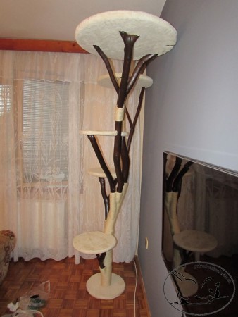 prírodný mačací strom Máša a Dorotka